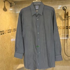 Brooks Brothers, striped gray dress shirt size 16 1/2–33 excellent condition